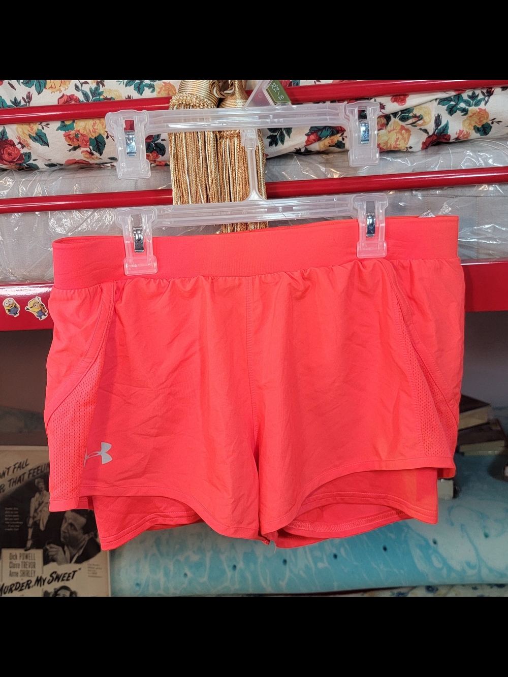 Under Armour Women’s Coral-Red Athletic Shorts Size Medium